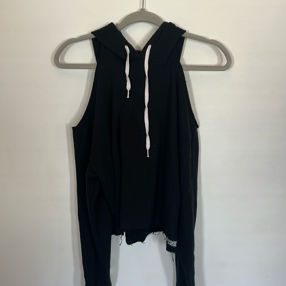 PINK shoulder cut out hoodie
